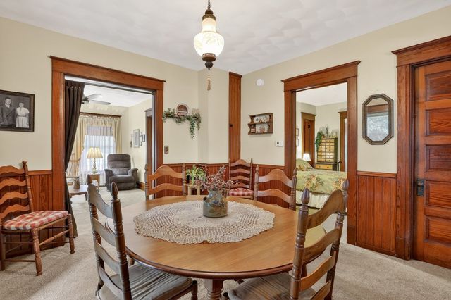 215 W Harrison Street, Belvidere, IL 61008