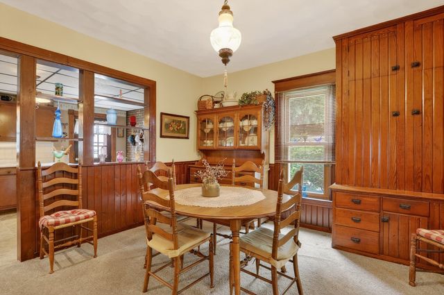 215 W Harrison Street, Belvidere, IL 61008