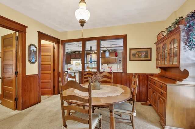 215 W Harrison Street, Belvidere, IL 61008