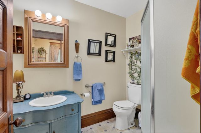 215 W Harrison Street, Belvidere, IL 61008
