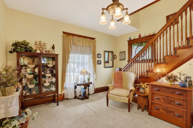 215 W Harrison Street, Belvidere, IL 61008