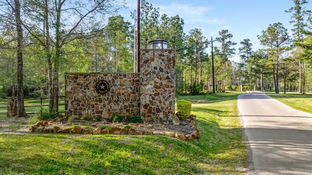 13-21-65 Bighorn Road, Huntsville, TX 77340