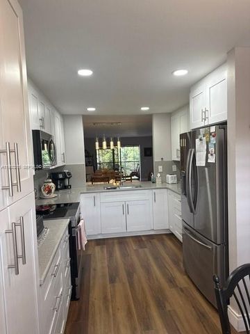 2981 N Nob Hill Rd 306, Sunrise, FL 33322