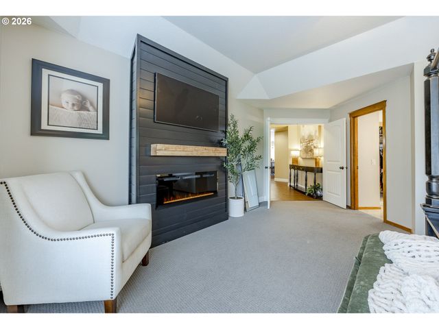 3071 SOLOMAN Loop, Eugene, OR 97405