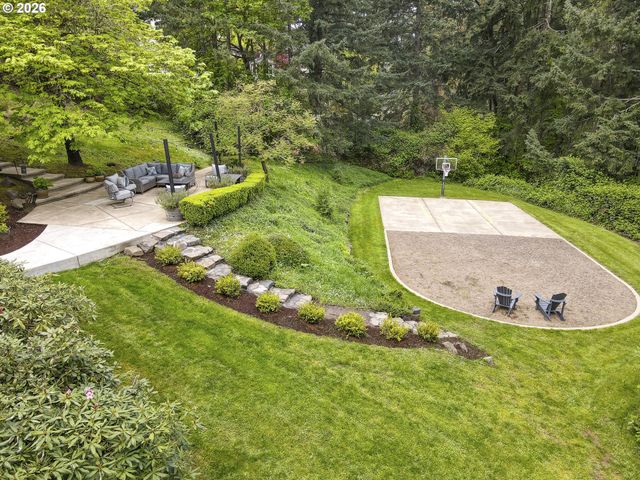 3071 SOLOMAN Loop, Eugene, OR 97405