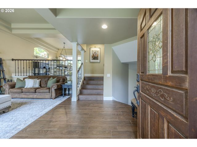 3071 SOLOMAN Loop, Eugene, OR 97405