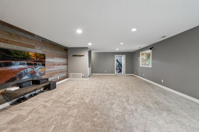 4704 S Lake Sarah Drive, Independence, MN 55359