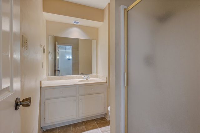 2400 Longmire 105, College Station, TX 77845