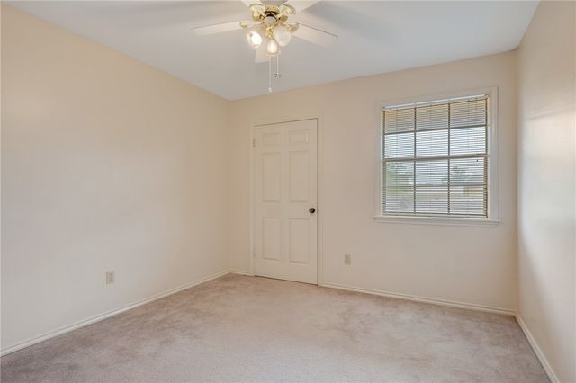 2400 Longmire 105, College Station, TX 77845