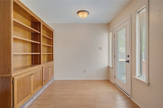 2400 Longmire 105, College Station, TX 77845