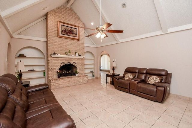 5627 Spindle Drive, Houston, TX 77086