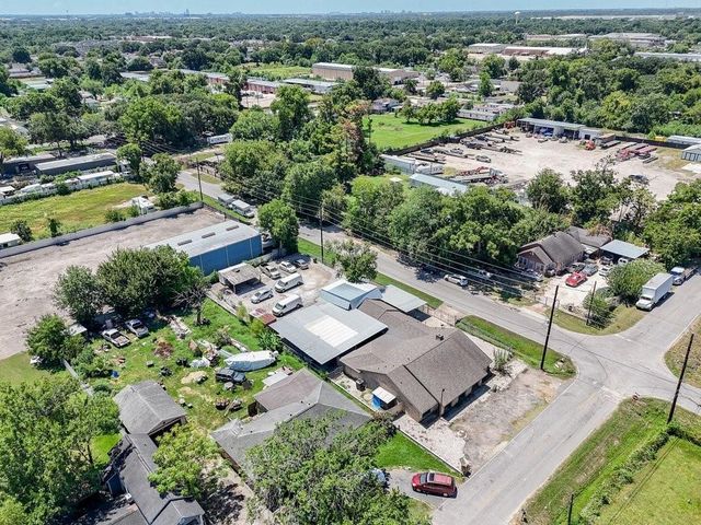 5627 Spindle Drive, Houston, TX 77086