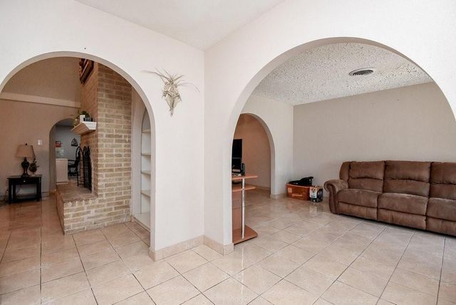 5627 Spindle Drive, Houston, TX 77086