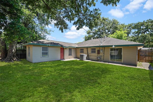 8527 Brower Street, Houston, TX 77017