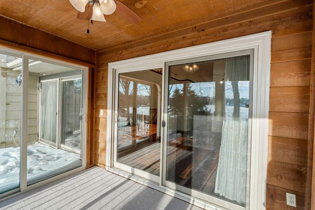 1275 Black Oaks Court N, Plymouth, MN 55447