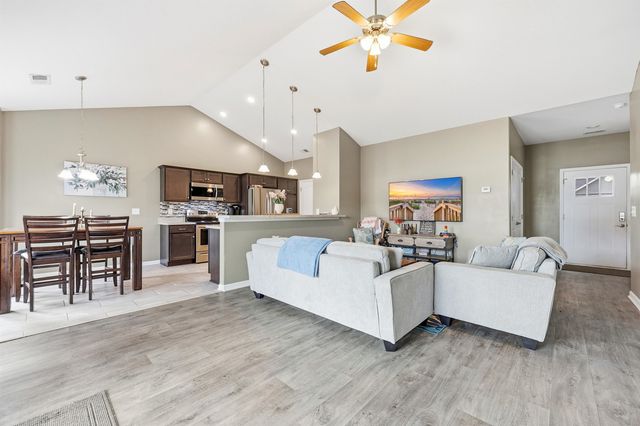 229 Maiden's Choice Dr., Conway, SC 29527