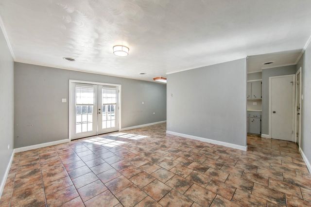 620 Douglas Dr, Houma, LA 70364