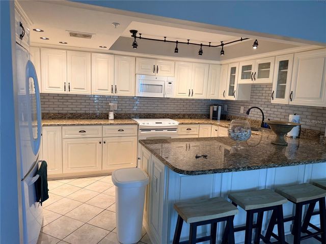 1480 GULF BOULEVARD 607, Clearwater Beach, FL 33767