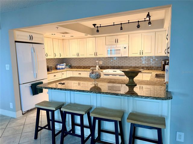 1480 GULF BOULEVARD 607, Clearwater Beach, FL 33767