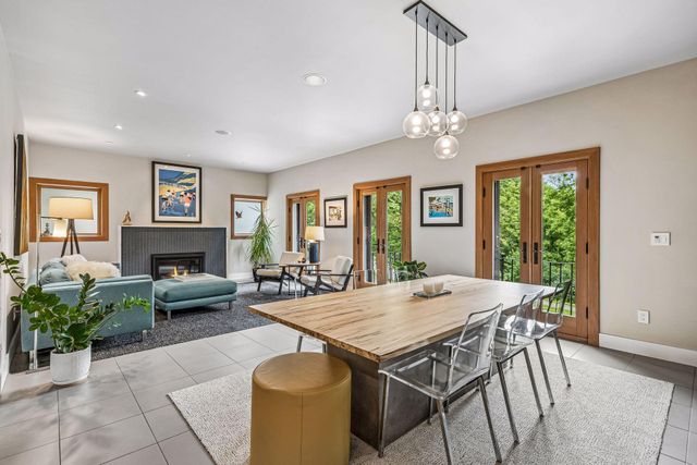 747 Kenwood Parkway, Minneapolis, MN 55403