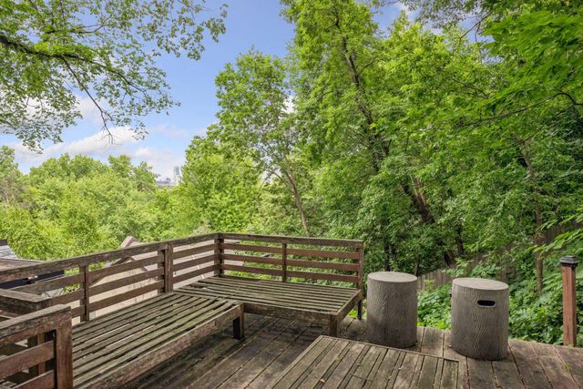 747 Kenwood Parkway, Minneapolis, MN 55403