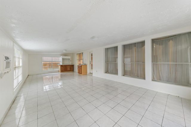 4410 Monaco Lane, Pasadena, TX 77505