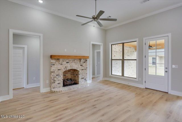 1010 Kensington Drive, Flowood, MS 39232