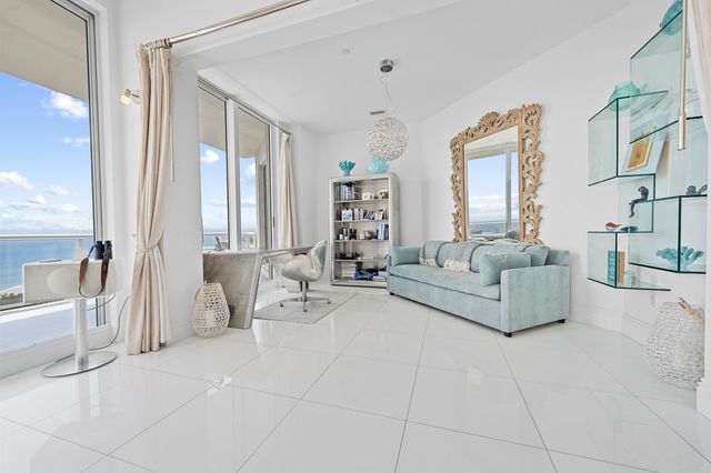 2700 N Ocean Drive Ph4b, Singer Island, FL 33404