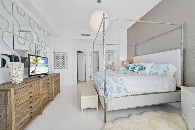 2700 N Ocean Drive Ph4b, Singer Island, FL 33404
