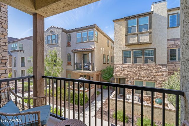 1694 E HAMPTON Lane, Gilbert, AZ 85295