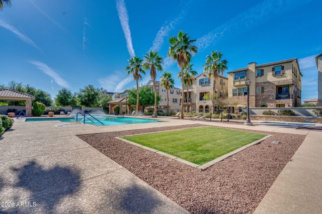 1694 E HAMPTON Lane, Gilbert, AZ 85295