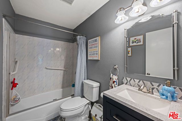 26331 Rainbow Glen Drive 239, Santa Clarita, CA 91321