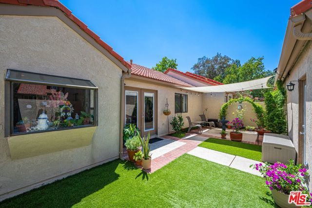 26331 Rainbow Glen Drive 239, Santa Clarita, CA 91321