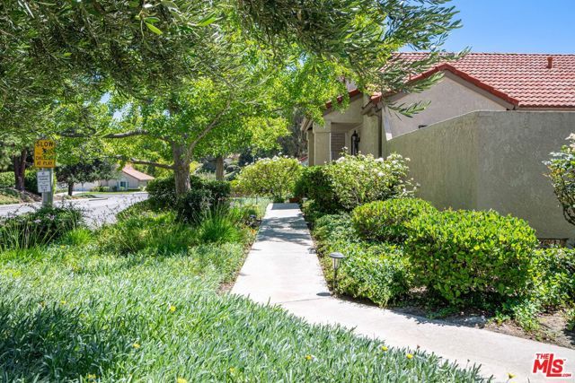 26331 Rainbow Glen Drive 239, Santa Clarita, CA 91321