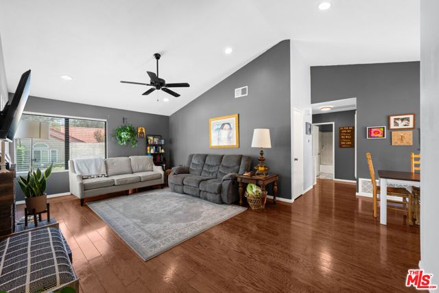 26331 Rainbow Glen Drive 239, Santa Clarita, CA 91321