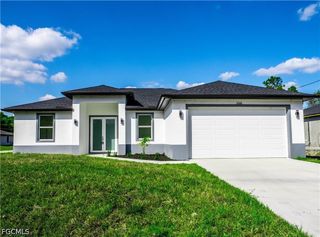 2713 23rd ST W, Lehigh Acres, FL 33971