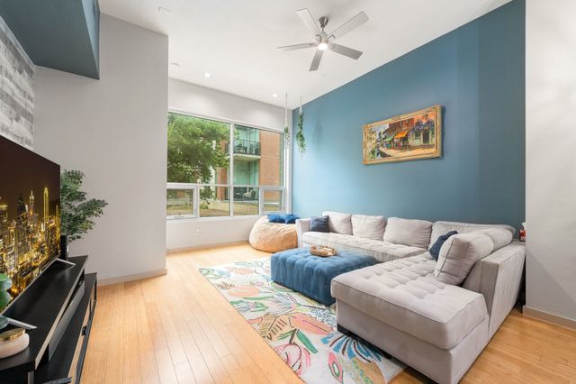 734 Cannen John Lane, Dallas, TX 75204