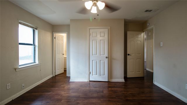 806 E Vista Drive, Garland, TX 75041
