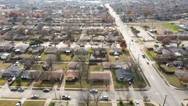 806 E Vista Drive, Garland, TX 75041