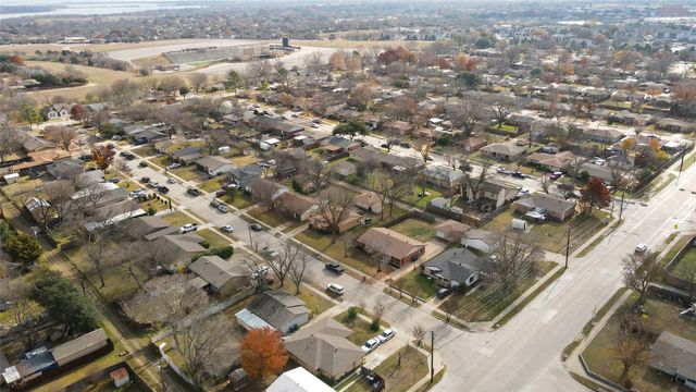 806 E Vista Drive, Garland, TX 75041