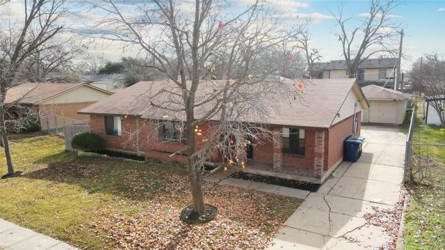 806 E Vista Drive, Garland, TX 75041