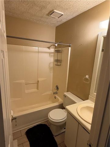 122 Oriole Drive, Jonesboro, GA 30238