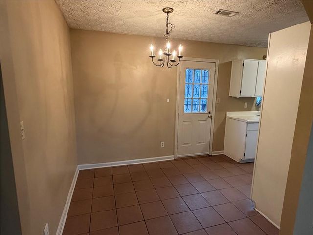 122 Oriole Drive, Jonesboro, GA 30238