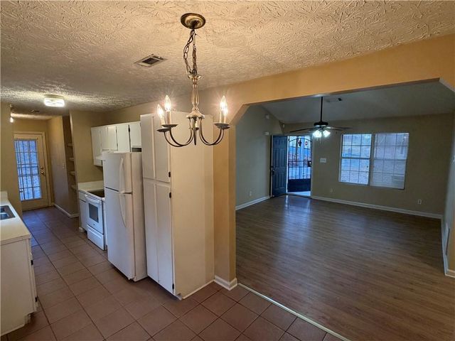 122 Oriole Drive, Jonesboro, GA 30238