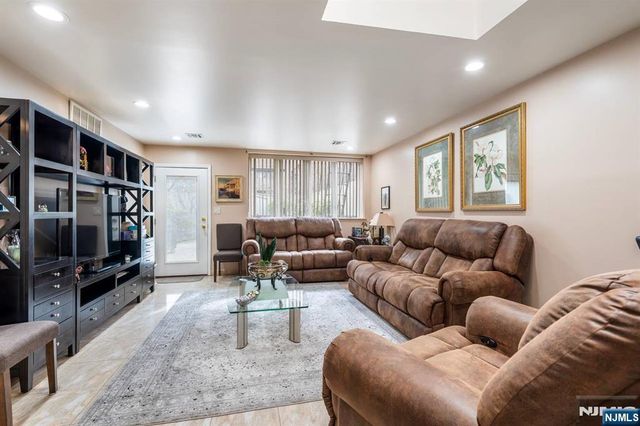 413 Adams Street, Hoboken, NJ 07030