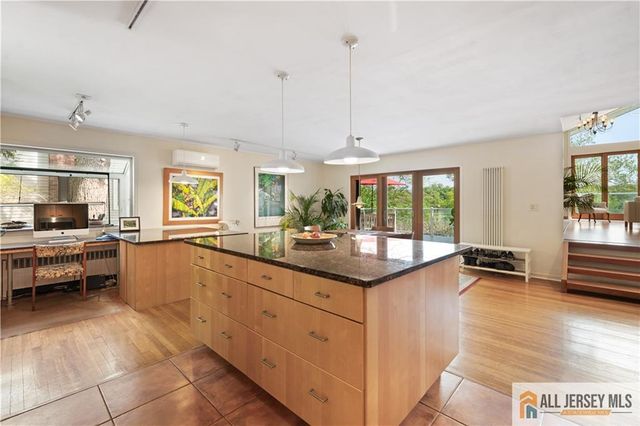 335 Valentine Street, Highland Park, NJ 08904