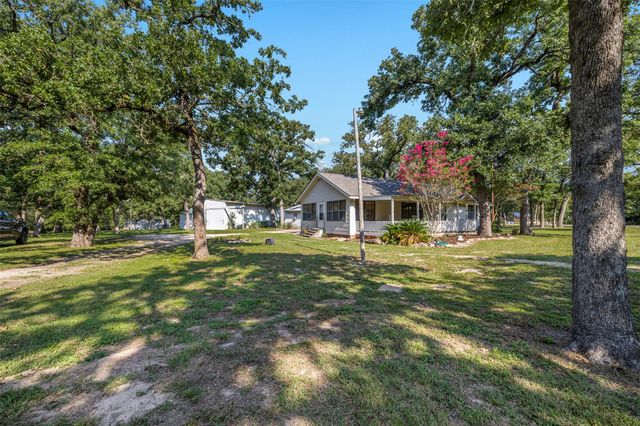 3114 Deer Ledge 18, Caldwell, TX 77836