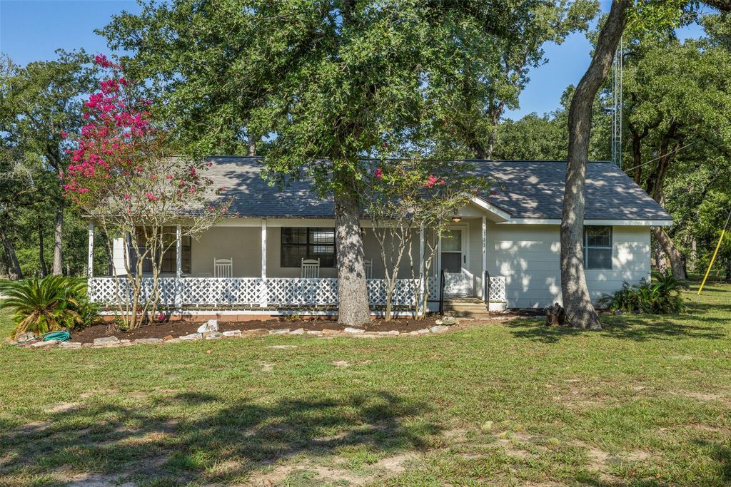 3114 Deer Ledge 18, Caldwell, TX 77836