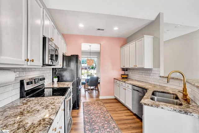 4 Brenleigh Court, Simpsonville, SC 29680