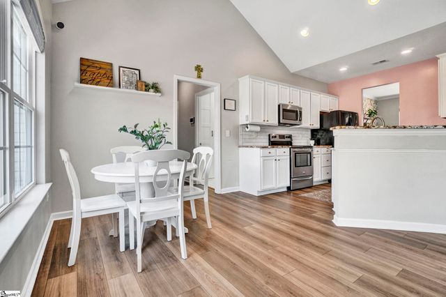 4 Brenleigh Court, Simpsonville, SC 29680